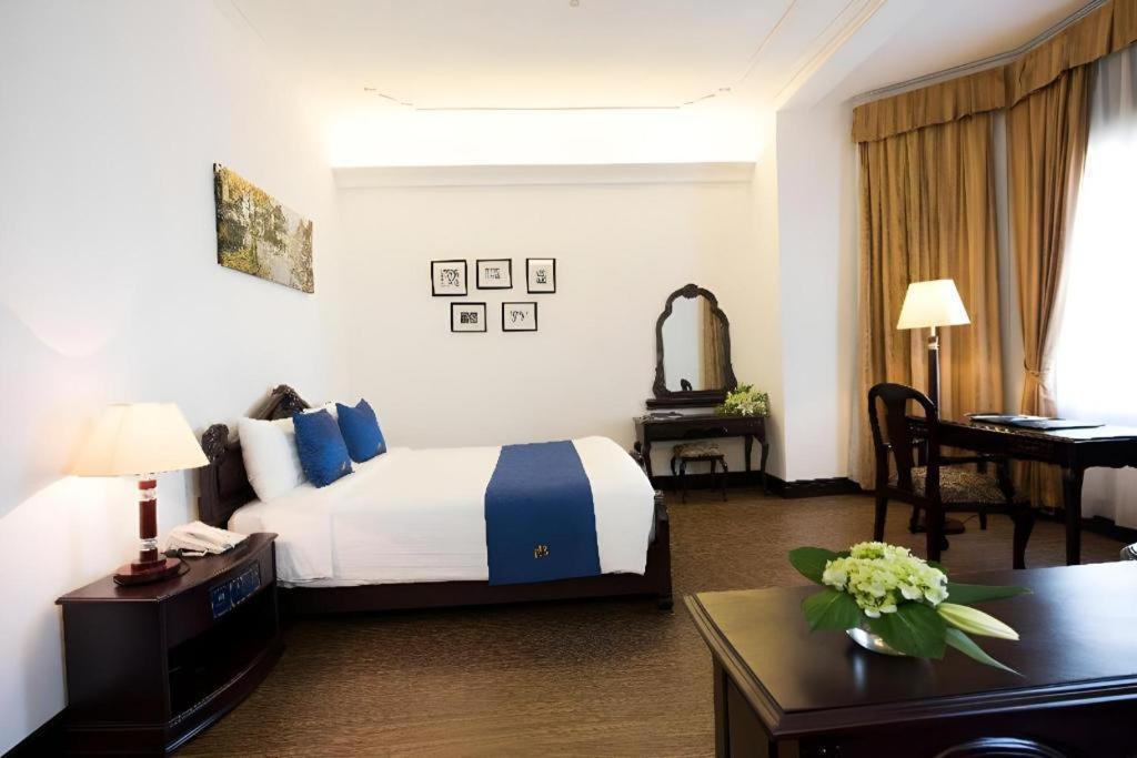 Hoa Binh Hotel Hanoi Exterior foto