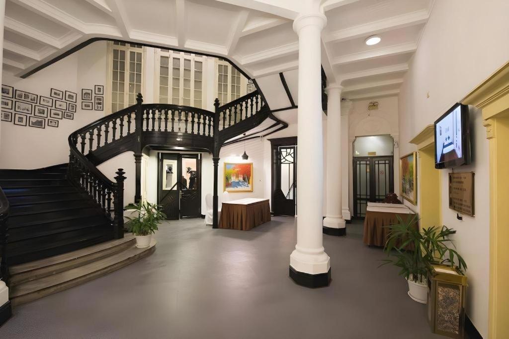Hoa Binh Hotel Hanoi Exterior foto